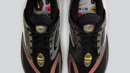 The Nike Air Max Zephyr Imitates the Air Tuned Max From 1999
