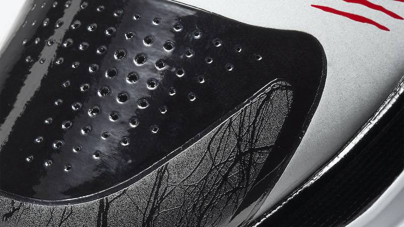Nike Kobe 5 Protro Alternate Bruce Lee Closeup