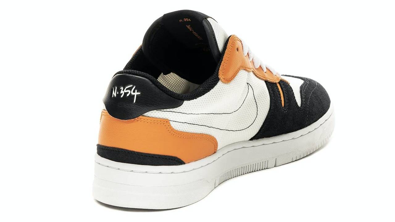 nike squash type 3
