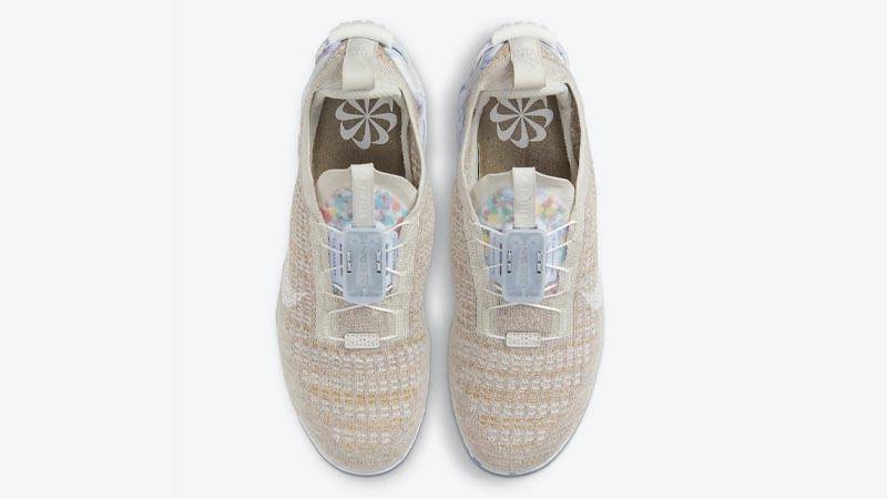 Nike Vapormax 2020 Flyknit Oatmeal Middle