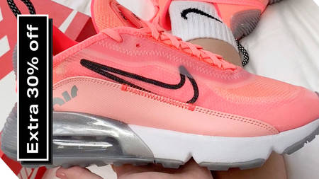 Last Chance! Get An Extra 30% Off These 15 Nike Sneakers