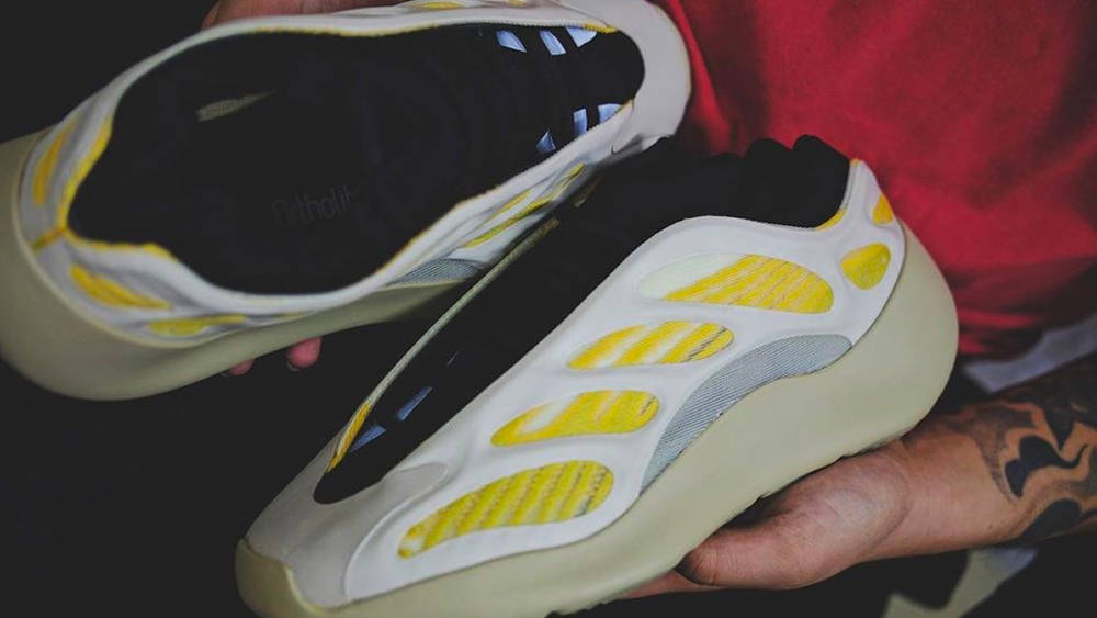 Image via s.sam.group Yeezy 700 V3 "Safflower"