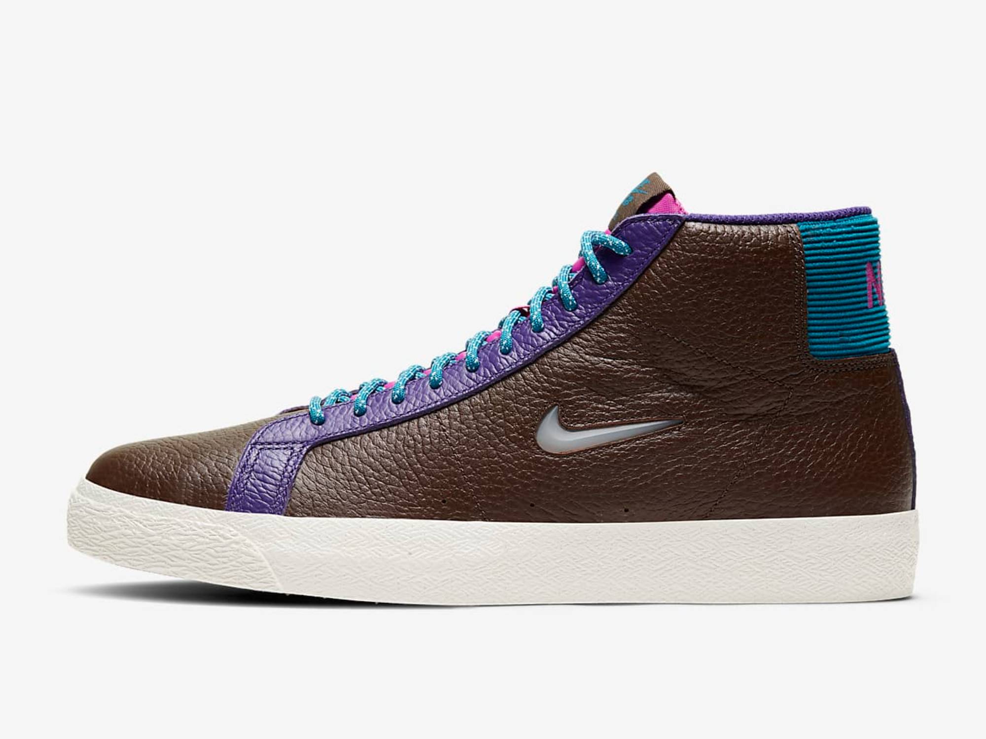 sb-zoom-blazer-mid-skate-shoe-5p9Lrw
