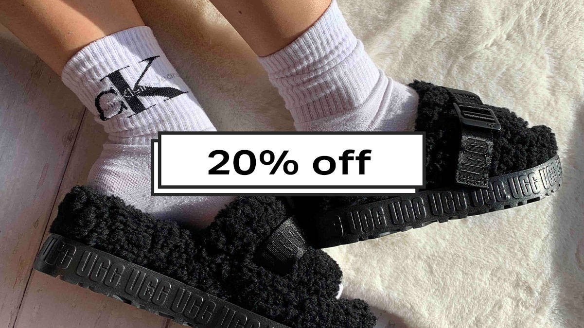 ugg slides feature image sale Artboard 1
