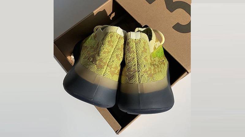 yeezy boost 380 hylte glow