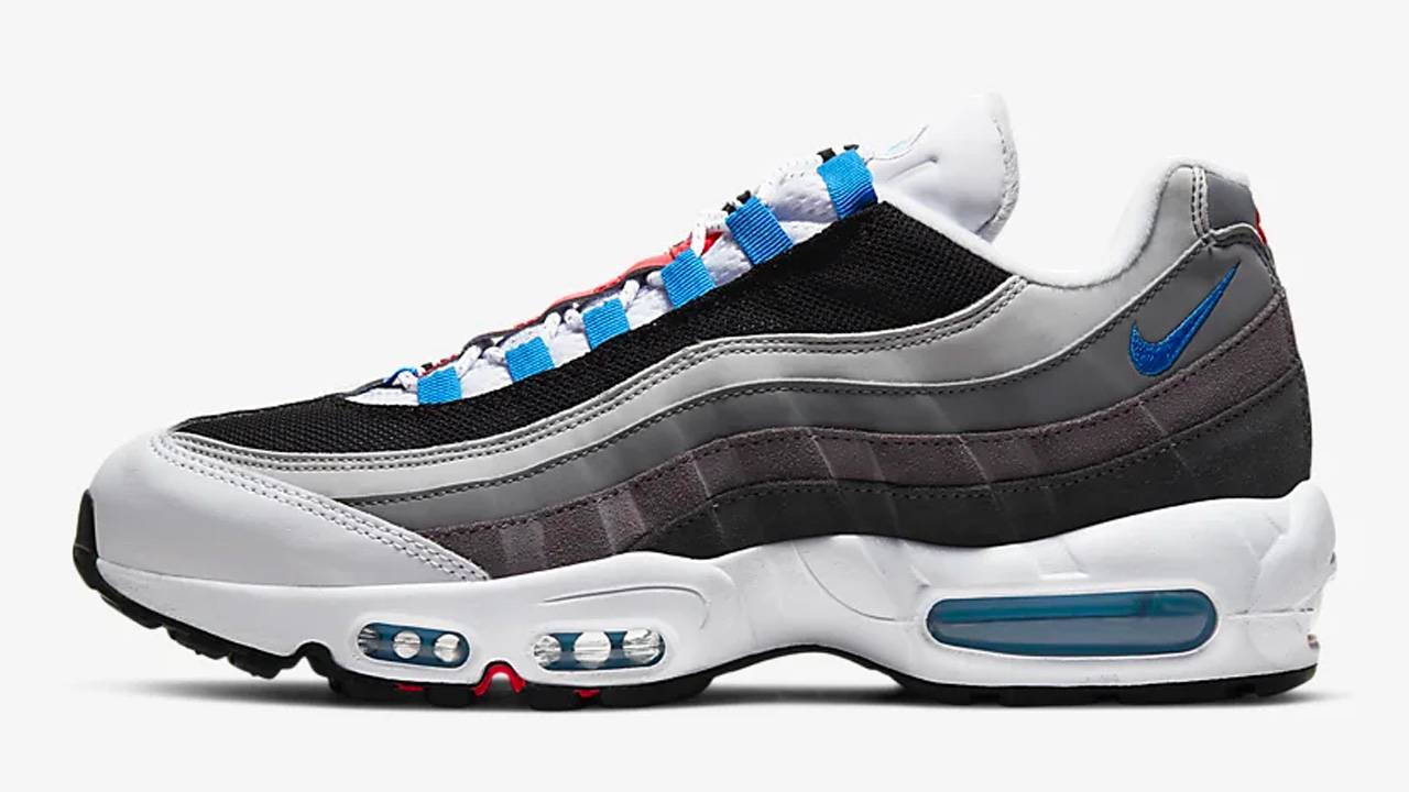 End the Year the Right Way With These Heavily Discounted Nike Sneakers