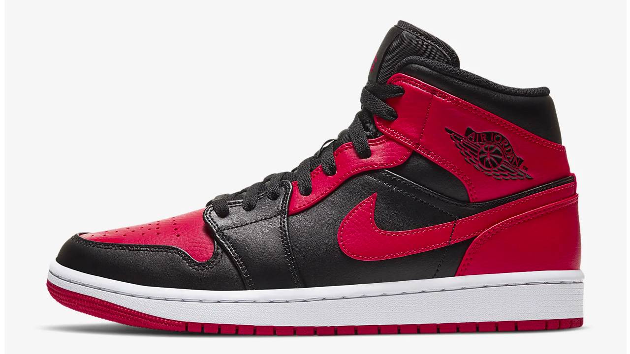 Kick Off the New Month With These 15 Brand New Nike Releases!