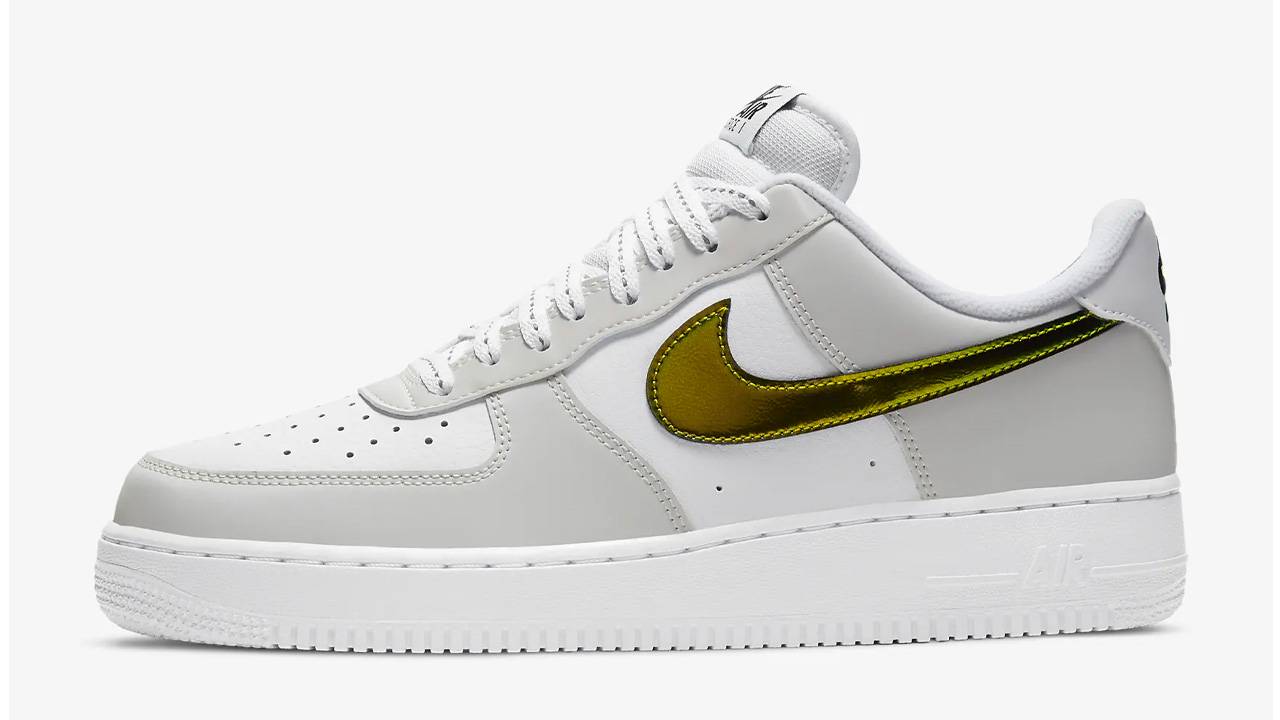 Kick Off the New Month With These 15 Brand New Nike Releases!
