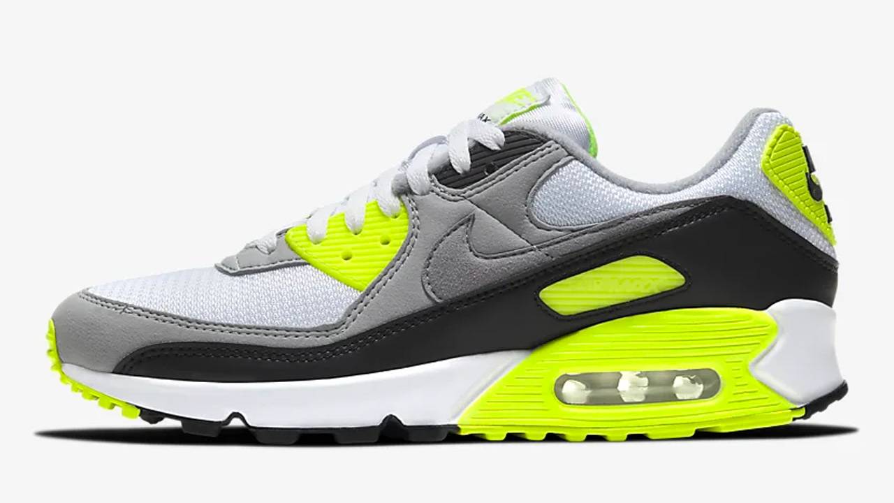End the Year the Right Way With These Heavily Discounted Nike Sneakers