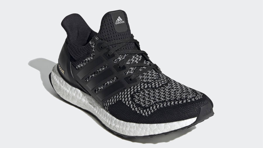 ultra boost 2.0 limited black reflective