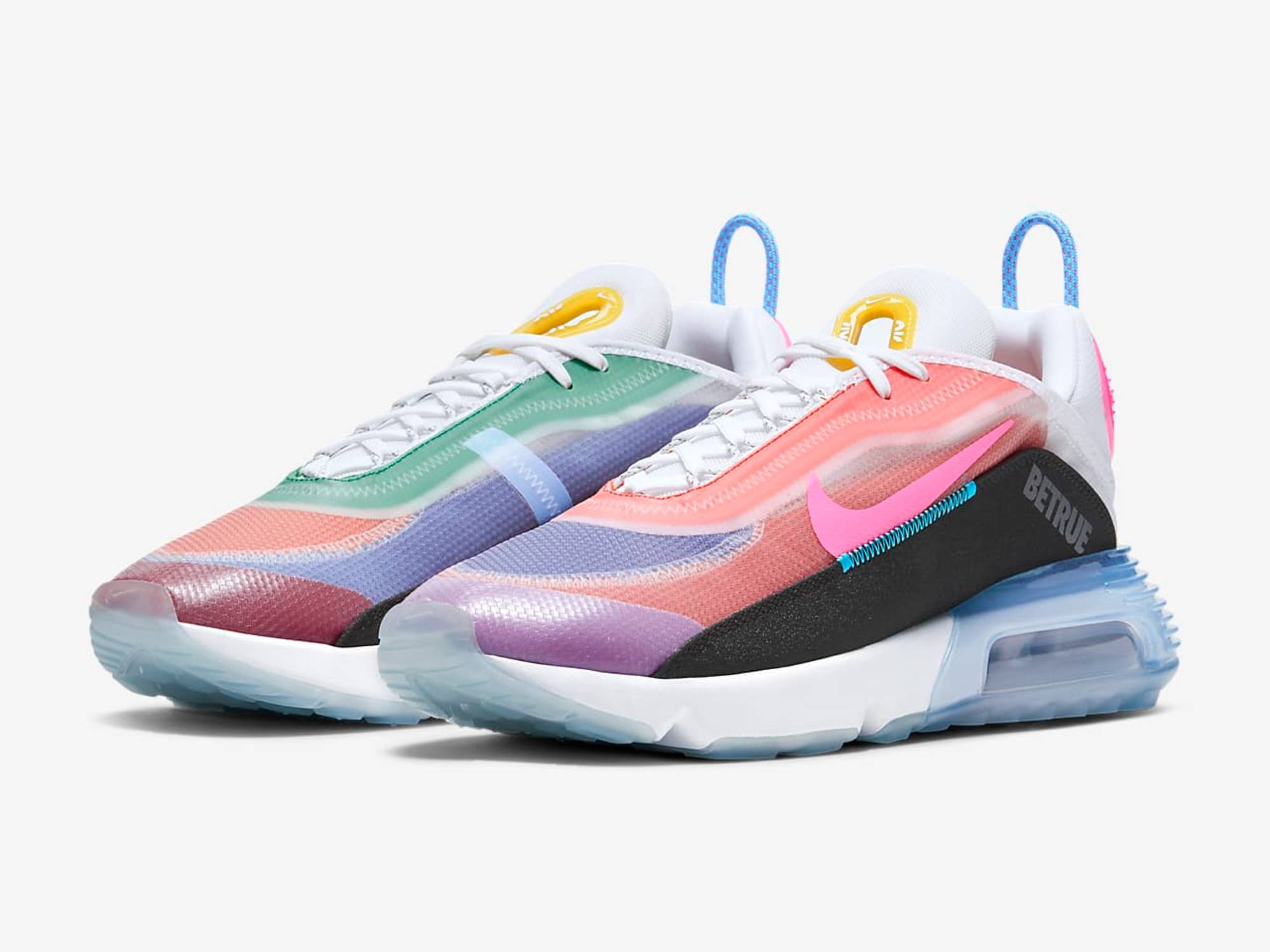 25 of the Most Hyped Sneakers Just Discounted in Nike's Massive Christmas Sale 9