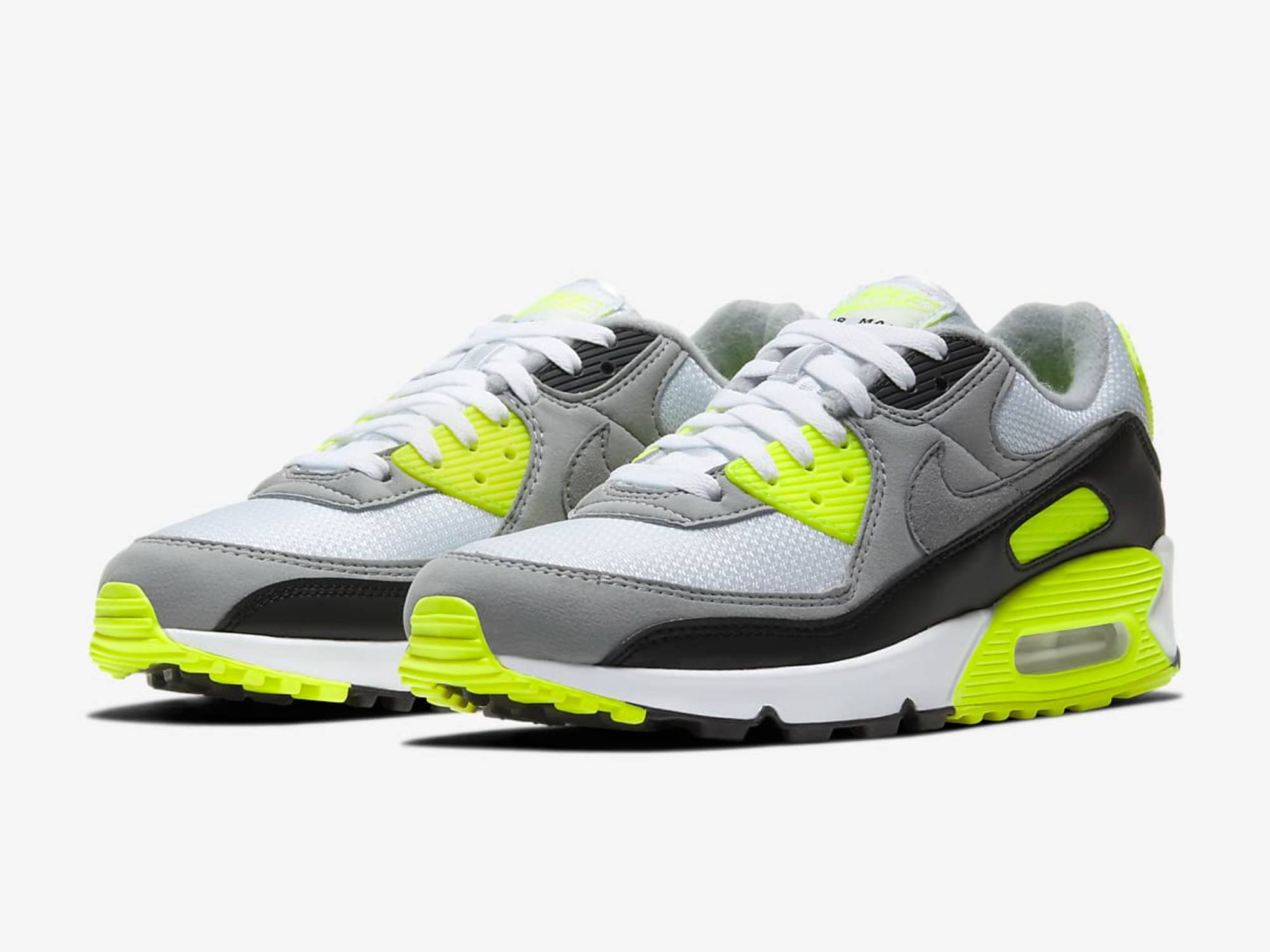 25 of the Most Hyped Sneakers Just Discounted in Nike's Massive Christmas Sale 16