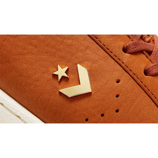 Horween x Converse Leather Pro Low Potters Clay Closeup