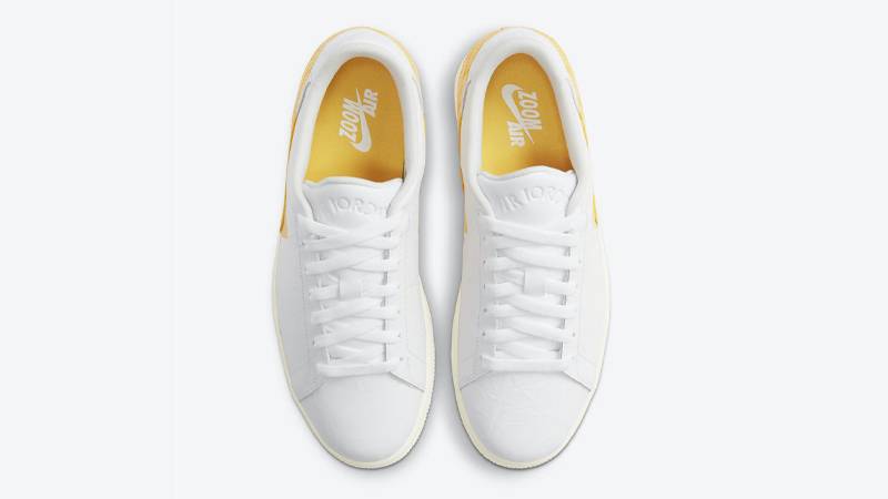 Jordan 1 Centre Court University Gold Middle