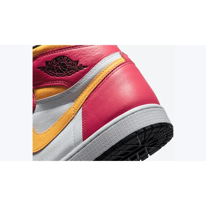 Jordan 1 High OG Light Fusion Red | Where To Buy | 555088-603