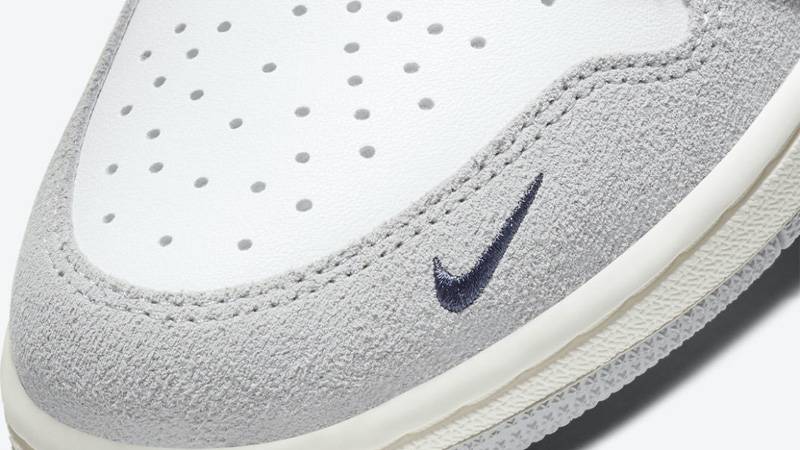 Jordan 1 High Switch Light Smoke Grey Front Closeup