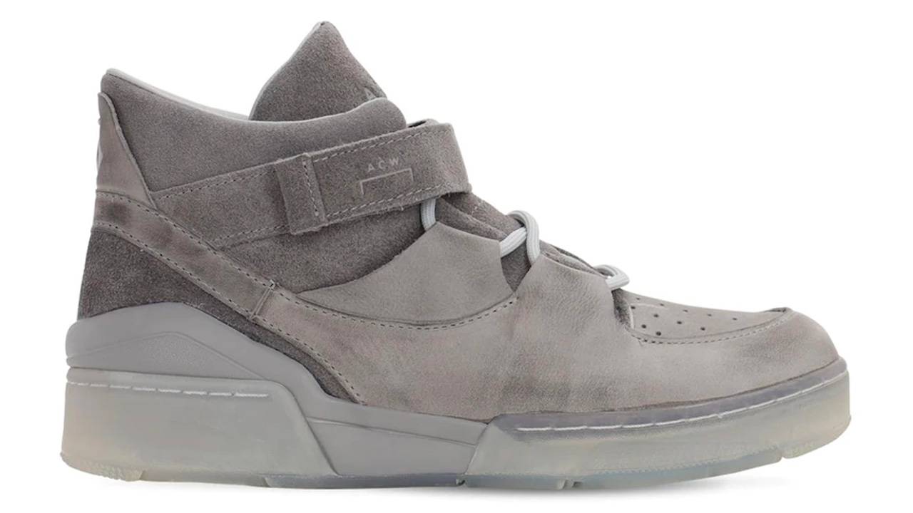 10 Sought-After Sneaker Collabs That Are Now On Sale at LVR!