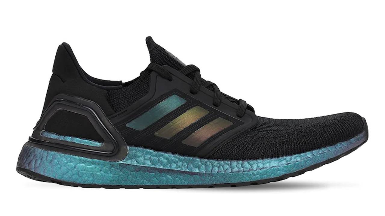 LVR's Christmas Code Lets You Take A Hefty 40% Off These Exclusive Sneakers