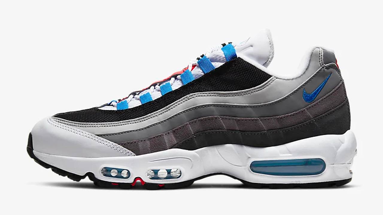 25 Insane Sneaker & Apparel Steals You Can't Miss in Nike's Christmas Sale!