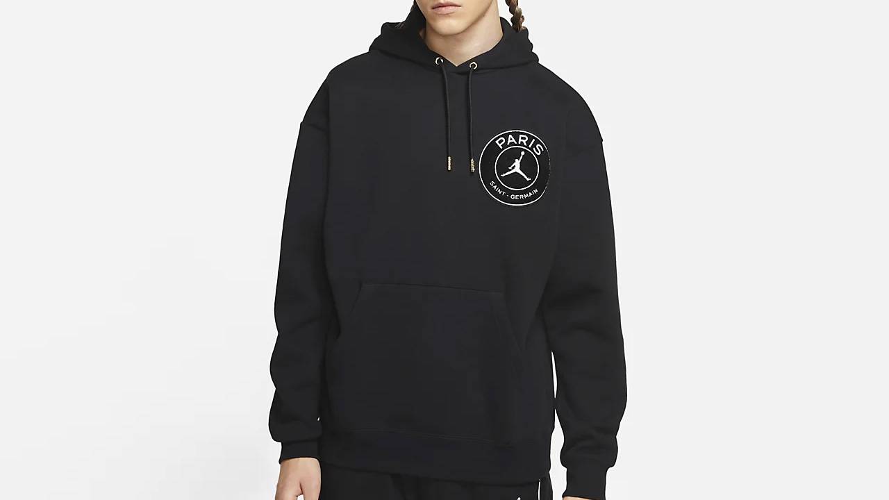 25 Insane Sneaker & Apparel Steals You Can't Miss in Nike's Christmas Sale!