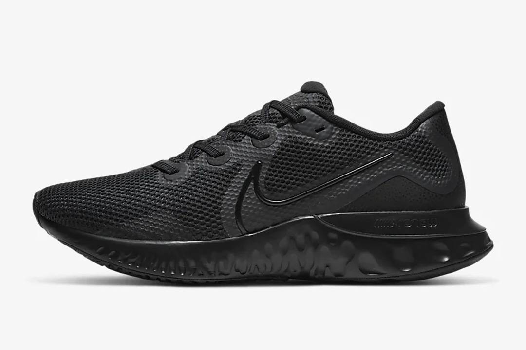 End the Year the Right Way With These Heavily Discounted Nike Sneakers