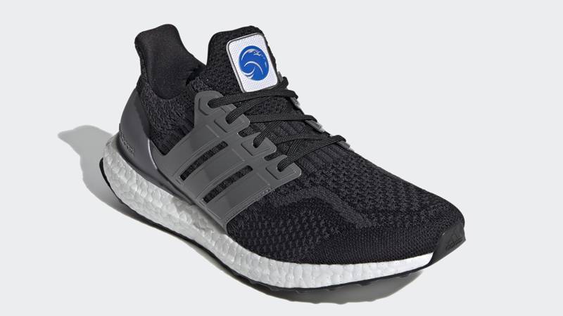 retro 6 carmine black