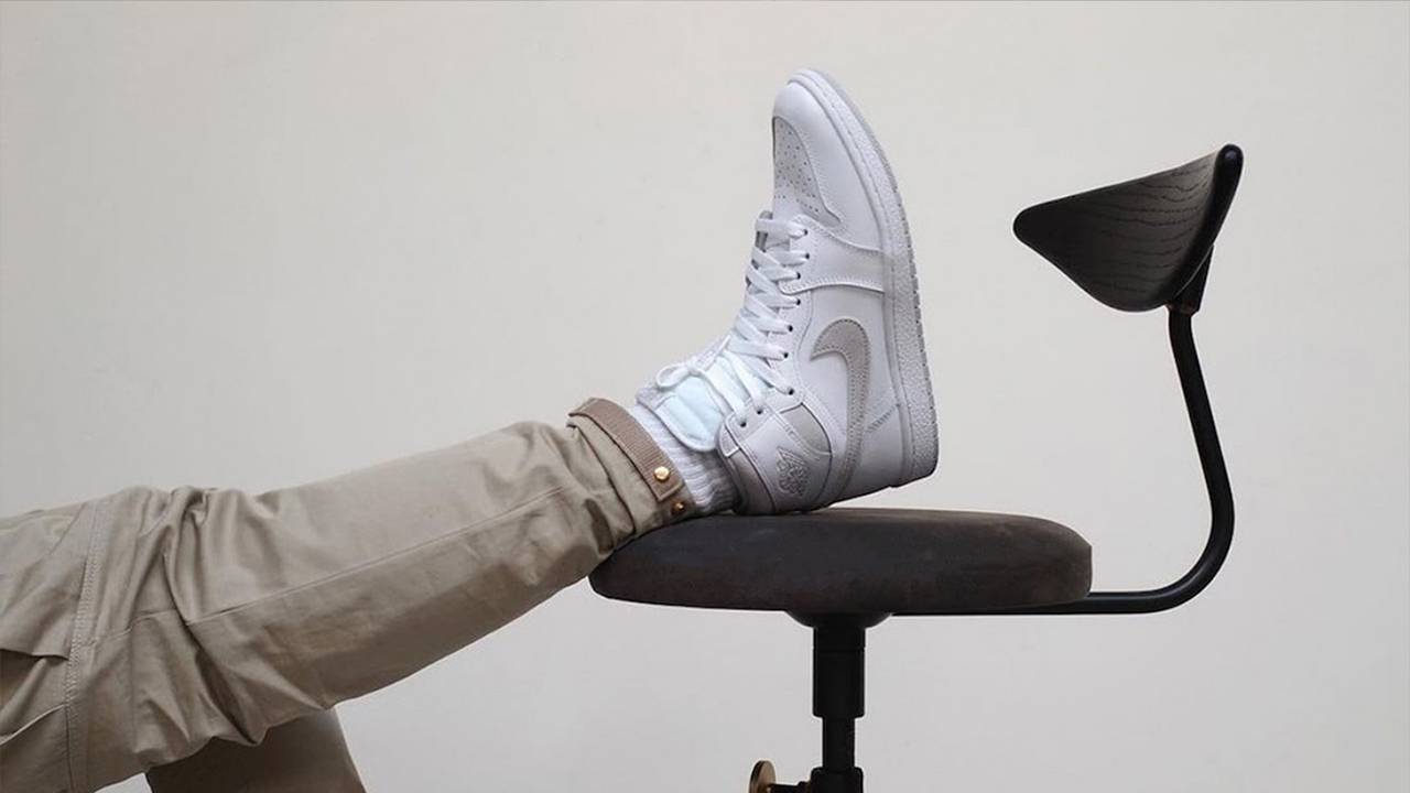neutral grey 3