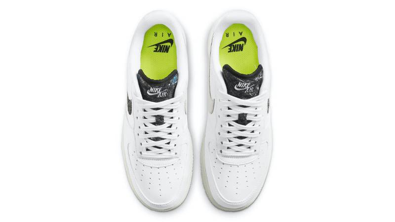 Nike Air Force 1 07 SE Wool White Black Middle