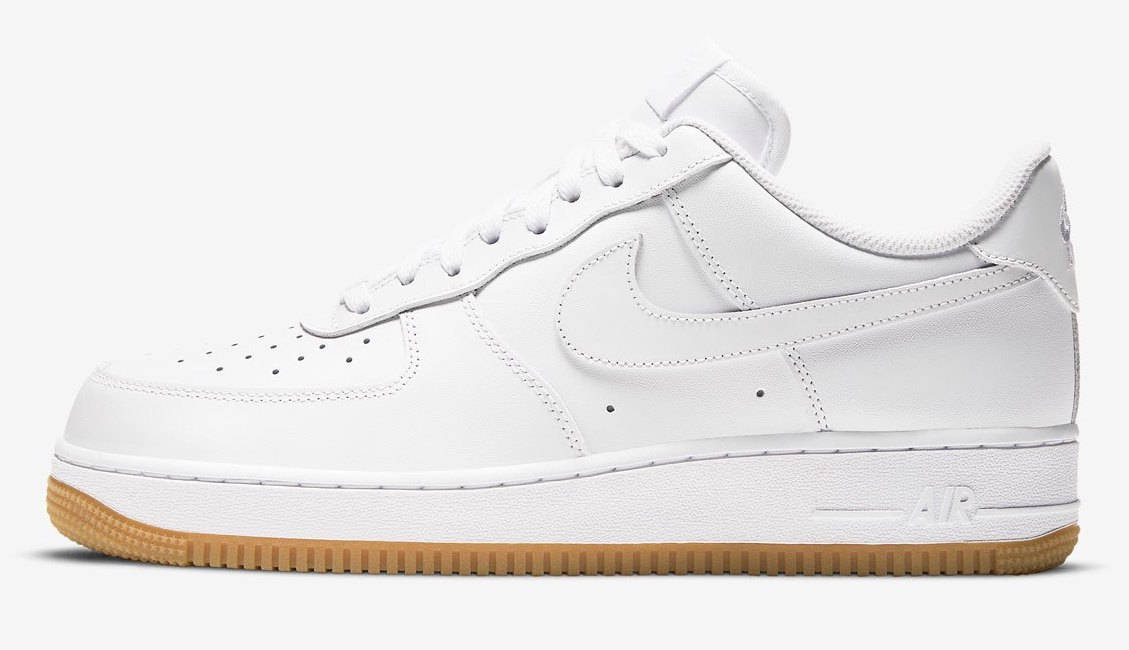 Nike Air Force 1 White Gum side