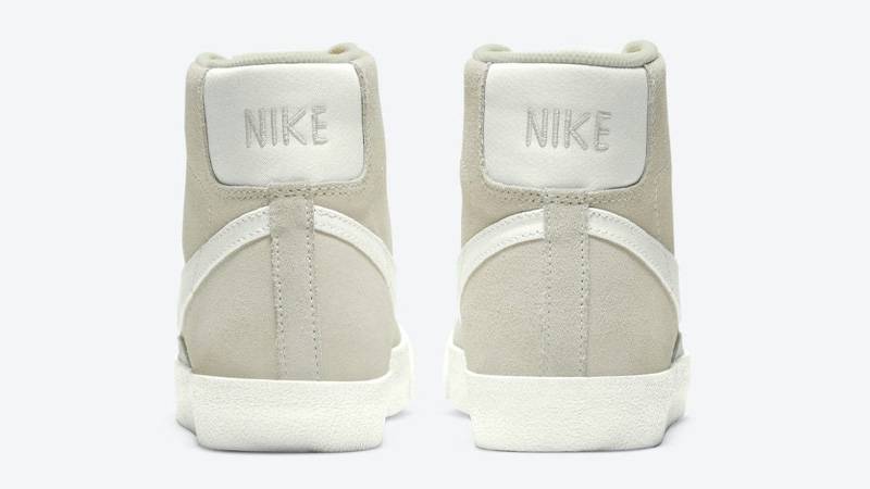 Nike Blazer Mid 77 Light Bone Back