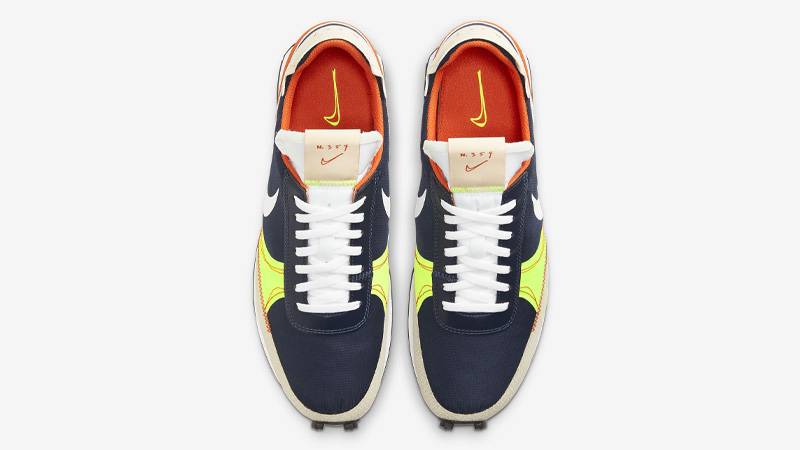 nike daybreak type se oatmeal