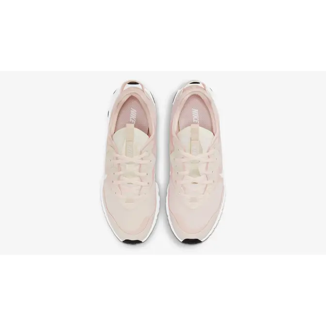 white nike react art3mis