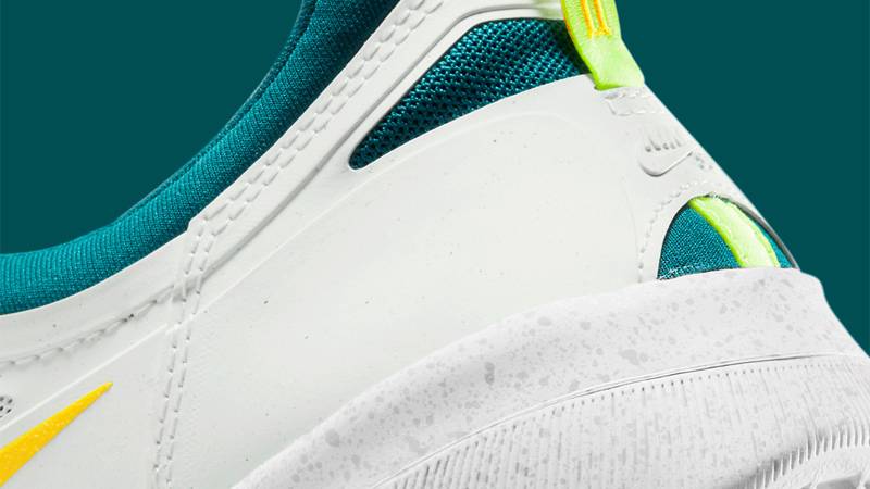 Nike SB Nyjah Free 2 Volt Spruce Lime Closeup