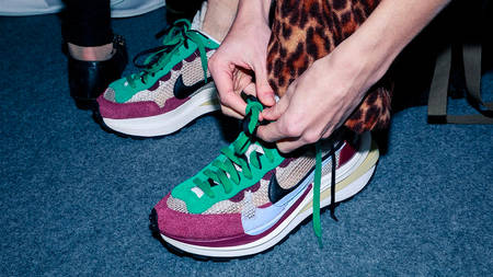 Release Reminder: Don't Miss the sacai x Nike VaporWaffle "Tour Yellow" & "Villain Red"! Release Reminder: Don't Miss the sacai x Nike VaporWaffle "Tour Yellow" & "Villain Red"!