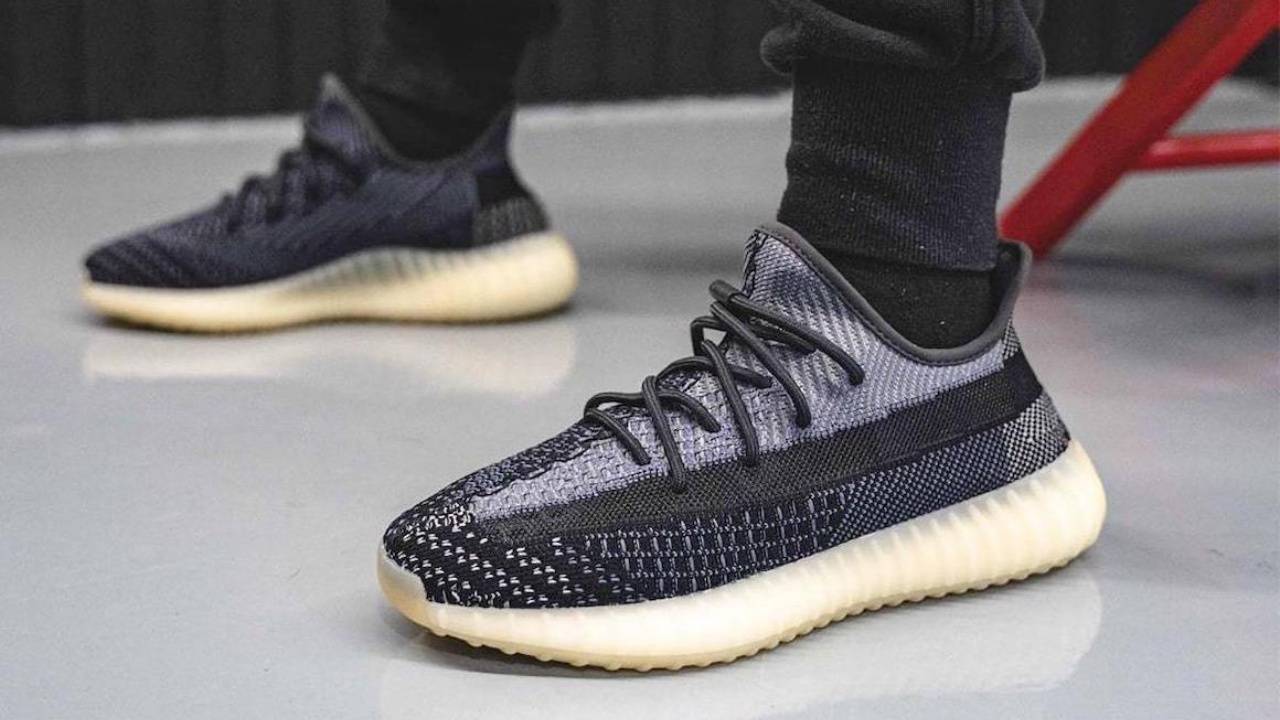 yeezy boost 350v2 carbon