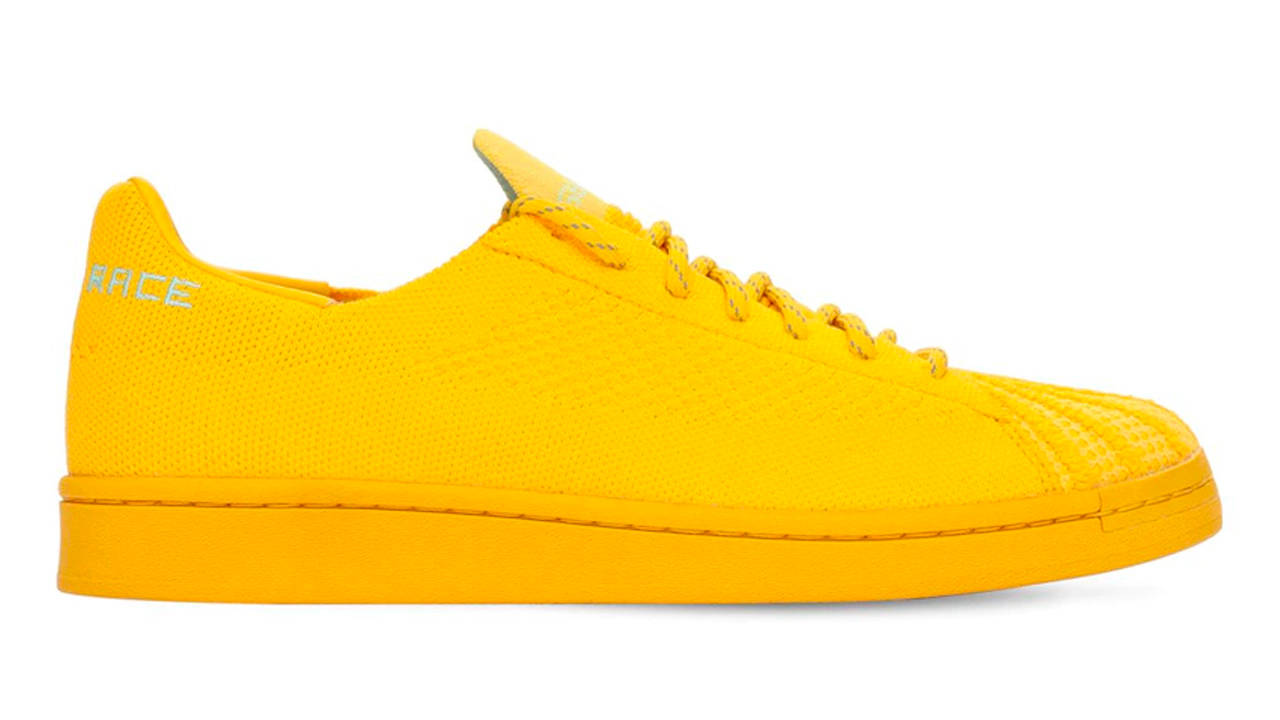 We Seriously Can't Believe You Can Take 40% Off These Must-Cop Sneakers!