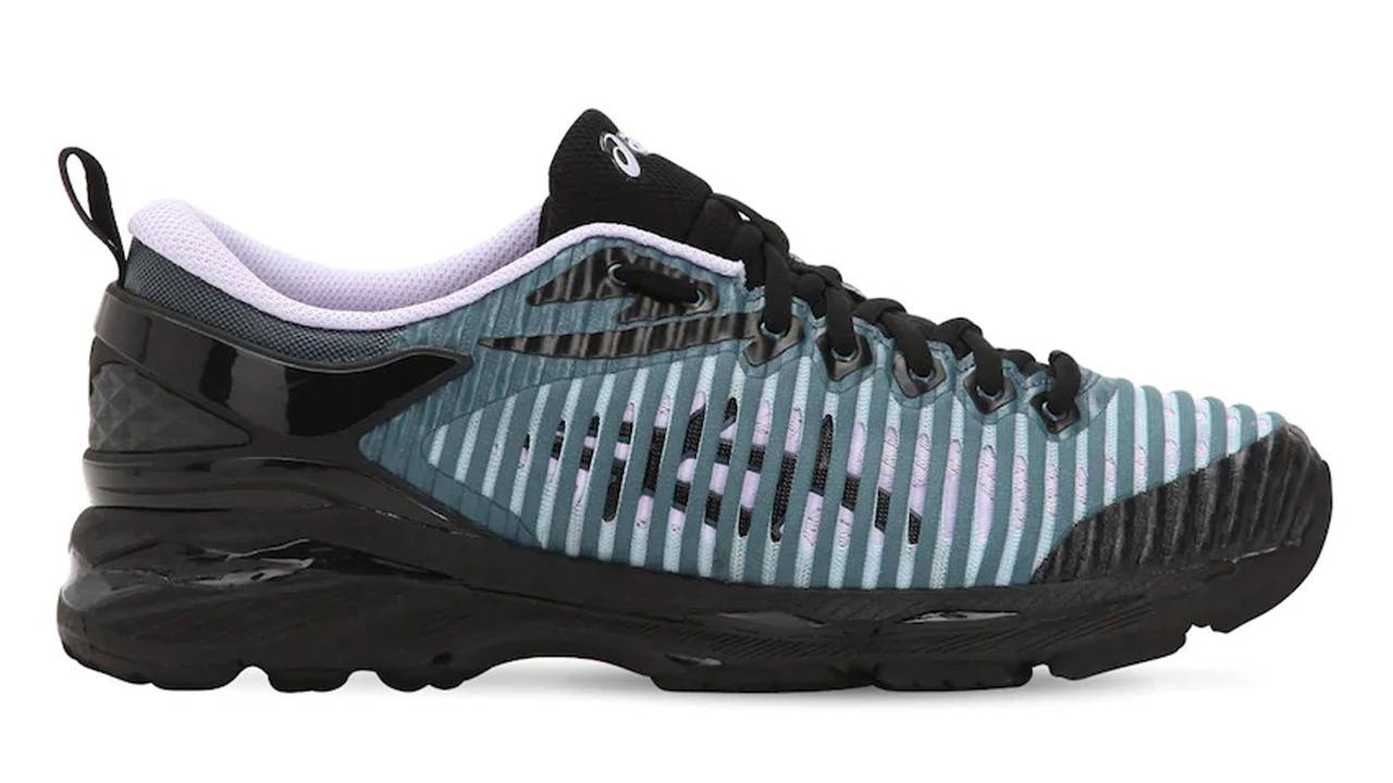 We Seriously Can't Believe You Can Take 40% Off These Must-Cop Sneakers!