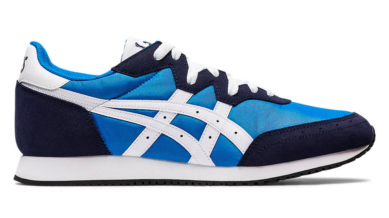 These 10 Awesome ASICS Are All Under £40 in the Sale!