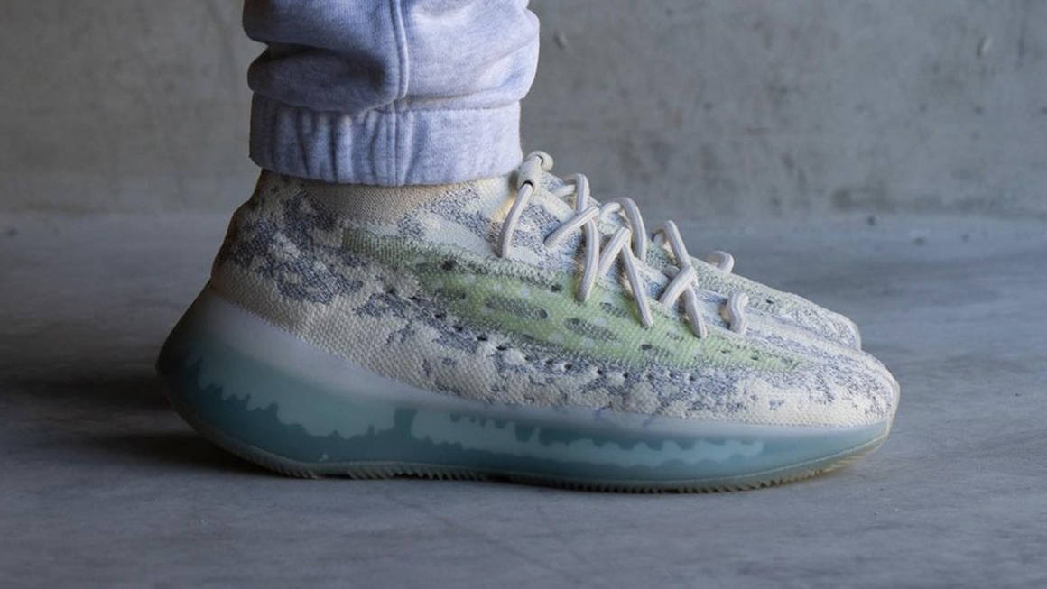 adidas yeezy 380 sizing