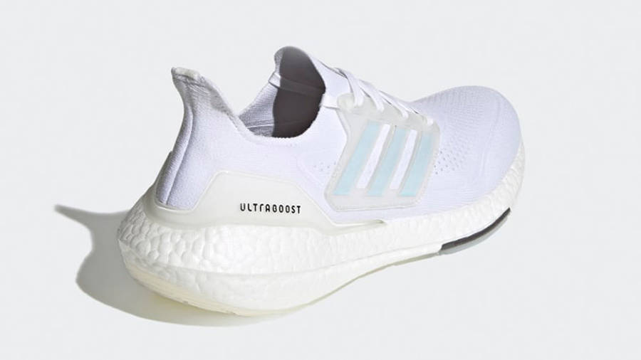 ultra boost white 21