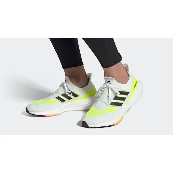 Ultra boost outlet volt