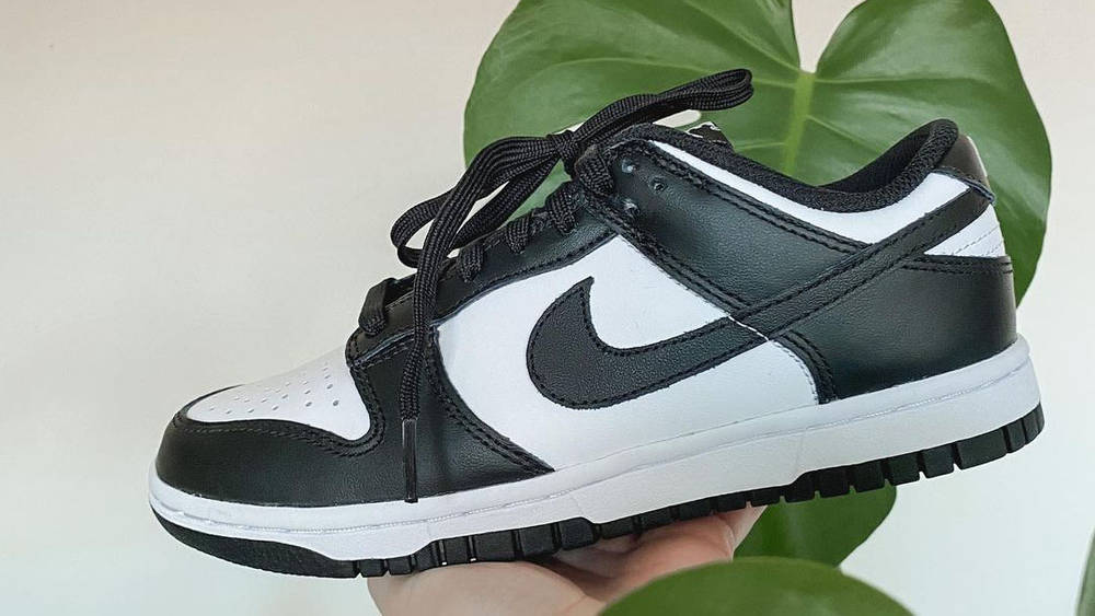 isabelleks_ dunk low black whitefeature isabelleks_ dunk low black whitefeature