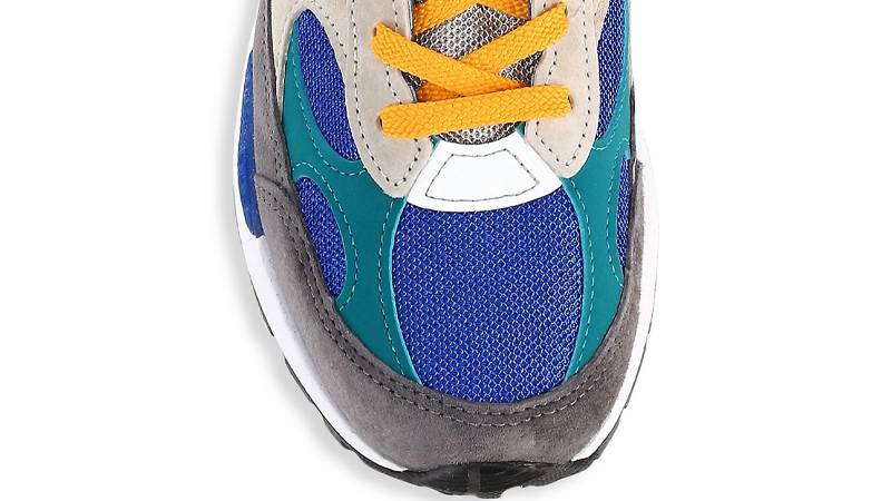 New Balance 992 Colorblock Grey Green Closeup