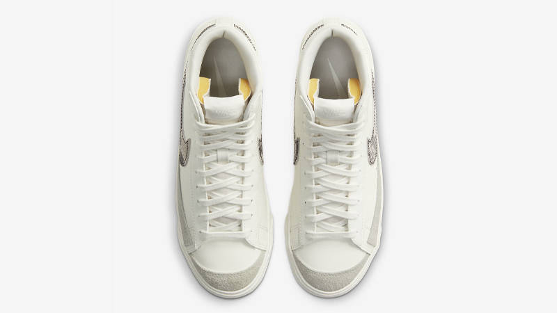 Nike Blazer Mid 77 Snakeskin Sail Particle Beige
