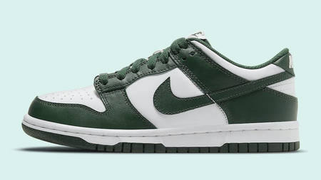 A First Look At The Nike Dunk Low 'Spartan Green' A First Look At The Nike Dunk Low 'Spartan Green'