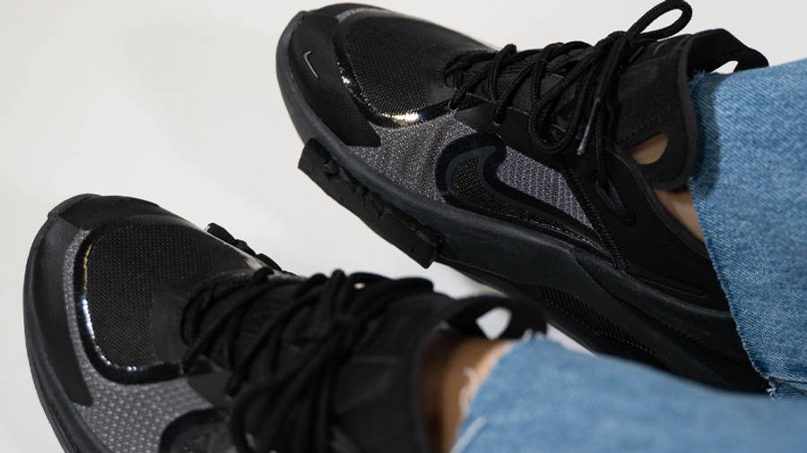 nike triple black fontanka edge