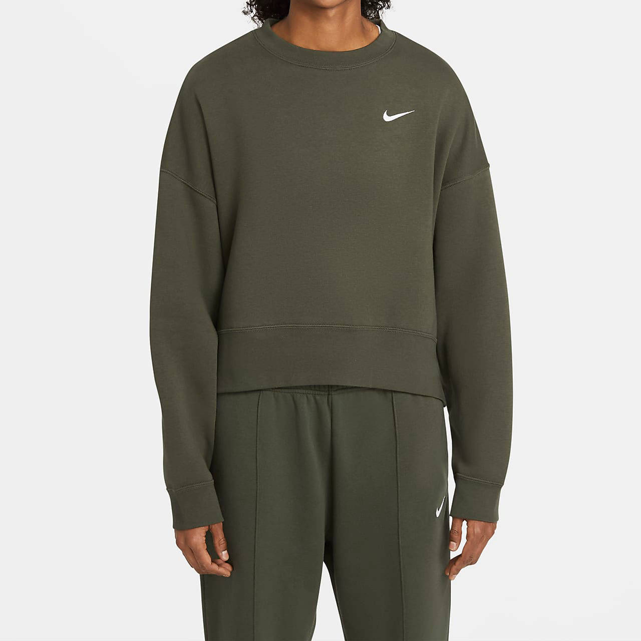 Nike Sportswear crew sweatshirt green