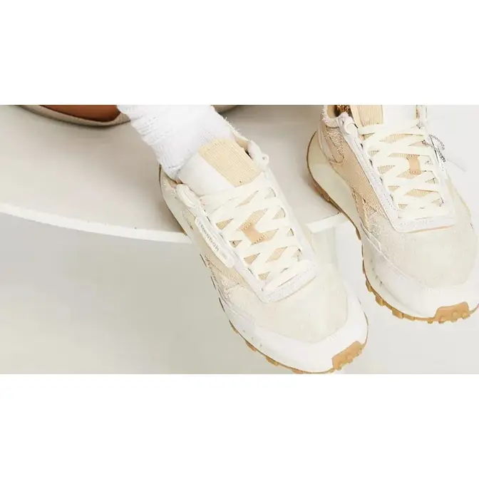 Exclusive deals reebok sneakers