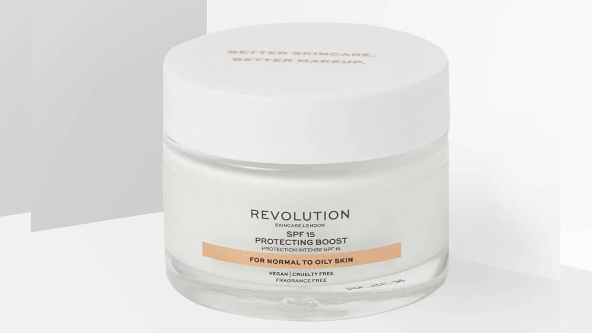 revolution protective boost moisturiser