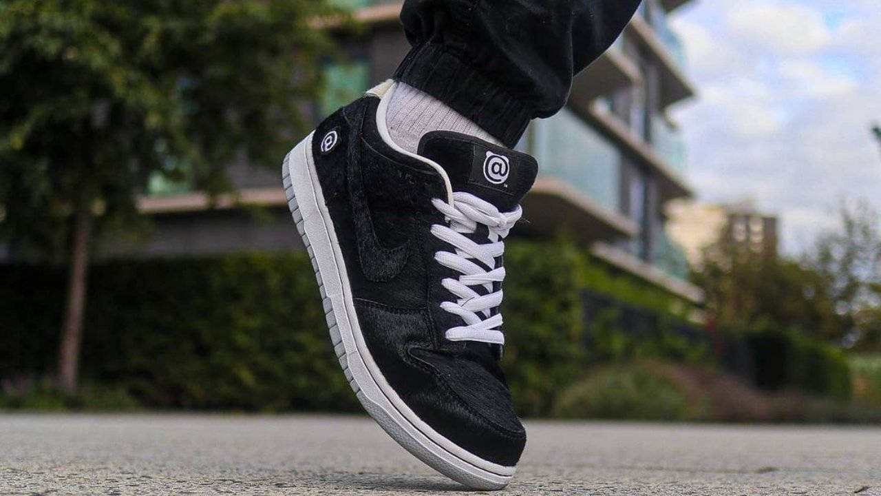 nike dunk medicom on feet